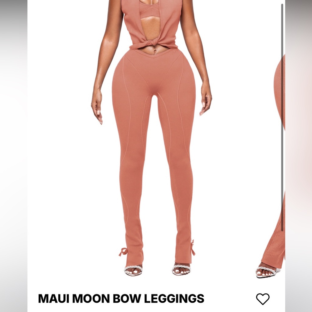 Yagi wrld Maui Moon Bow Leggings in Peach size M yagi world